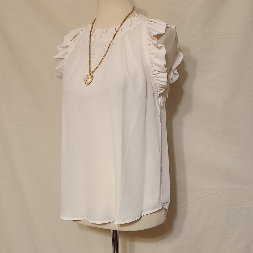 The Workshop Elegant Cream Ruffle Sleeveless Top - Picture 3 of 9